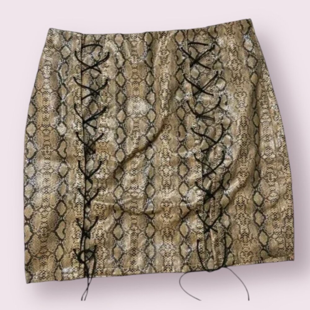 ⭐️ Lace Up Snake Python Pleather Hipster Hippie Sexy Romantic Party Mini Skirt